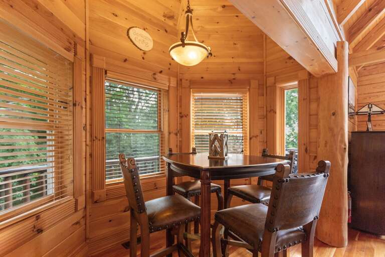 Breakfast Table Nook