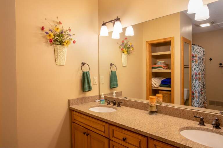 EnSuite Bathroom for Lower Level Twin Suite