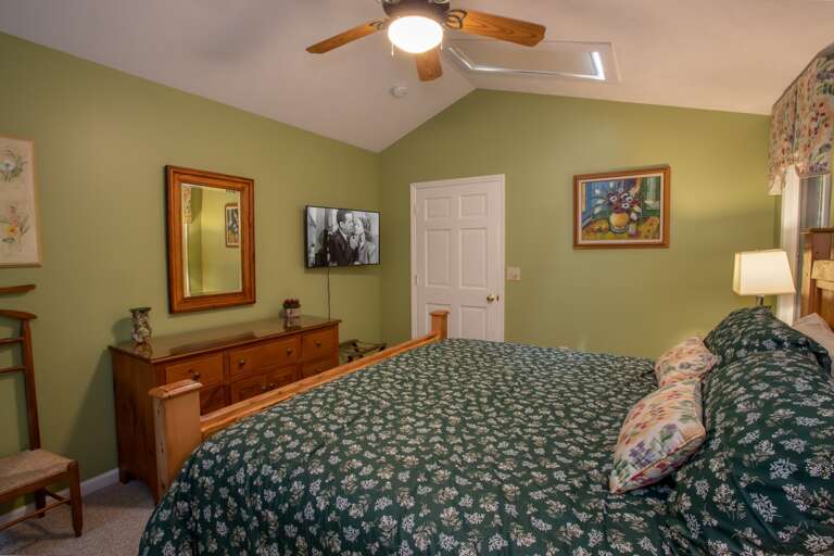 Main Level King Suite #2 with HD Smart TV, Walk-in Closet, EnSuite Bathroom, and Private View Deck