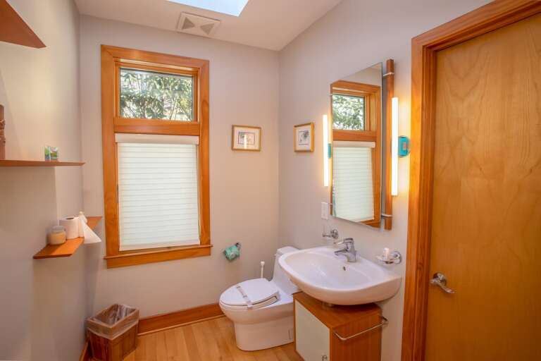 Guest Bathroom on Main Floor Guest Bathroom on Main Floor