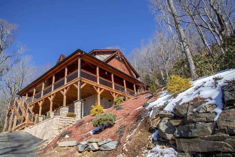 Enjoy a Mountain Getaway at Tanawha Vista! Enjoy a Mountain Getaway at Tanawha Vista!
