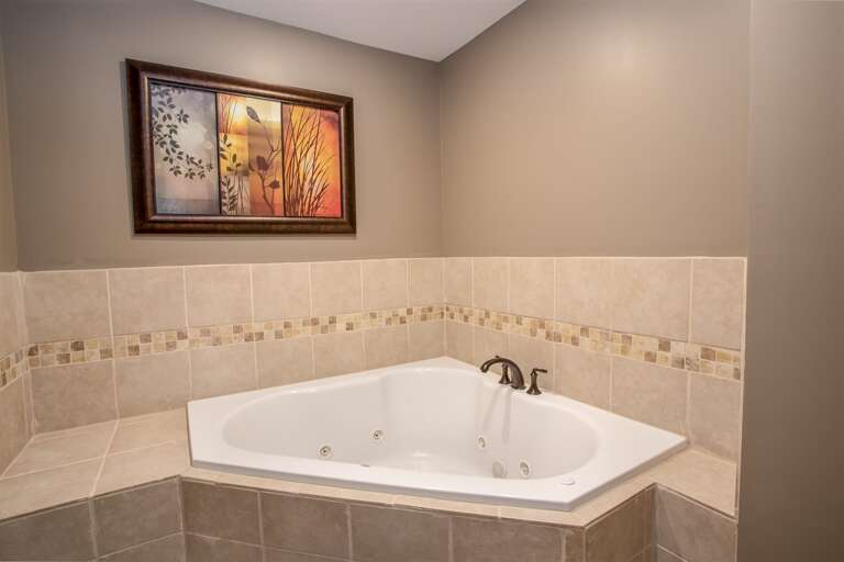 Large jacuzzi style jetted tub Large jacuzzi style jetted tub