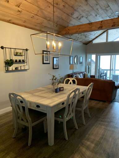 Dining area Dining area