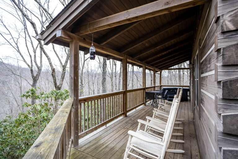 Enjoy a Getaway to A Rustic Hideaway! Enjoy a Getaway to A Rustic Hideaway!