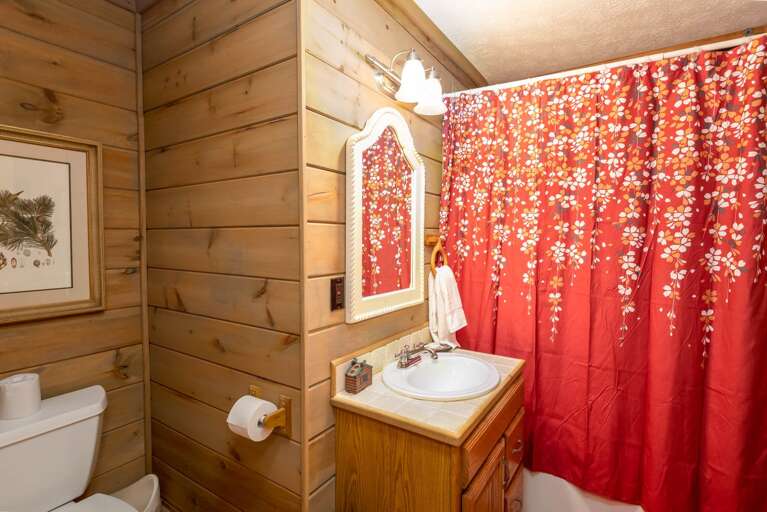 Private Ensuite Bathroom in Lower Level Queen Suite