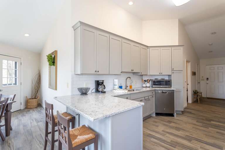 Large Spacious Kitchen Space