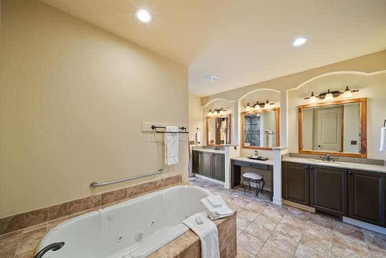 King Suite's Private Bathroom with Jetted Tub