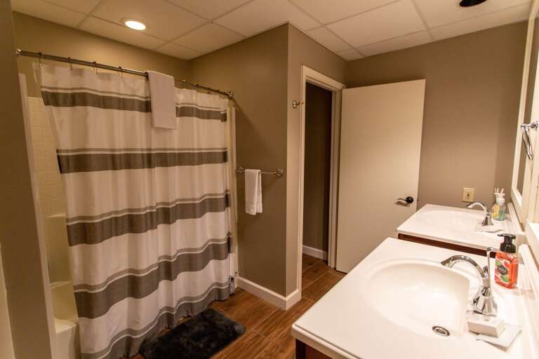 Lower Level Shared Hallway Bathroom has Double Sinks Lower Level Shared Hallway Bathroom has Double Sinks