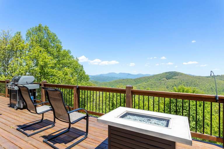 Top Floor Deck with Gas Grill and Miles of Mountain Views Top Floor Deck with Gas Grill and Miles of Mountain Views