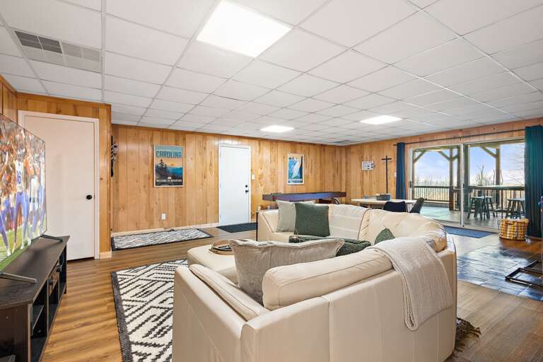 Enjoy Mountain Views from Each Level Enjoy Mountain Views from Each Level