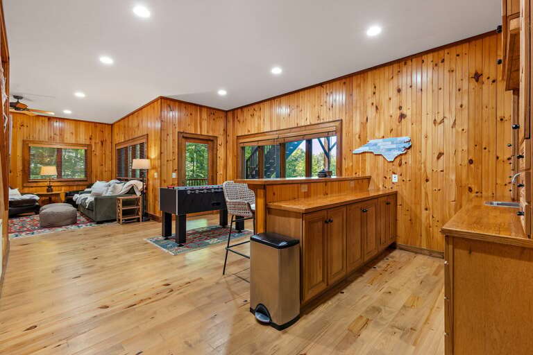 Den, Game Table, Bar and Lower Deck