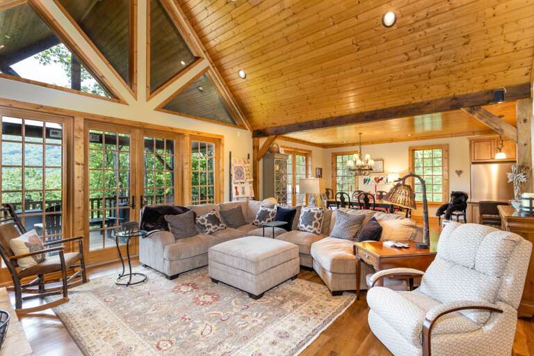 Comfortable Furnishings in the Open Concept Main Floor