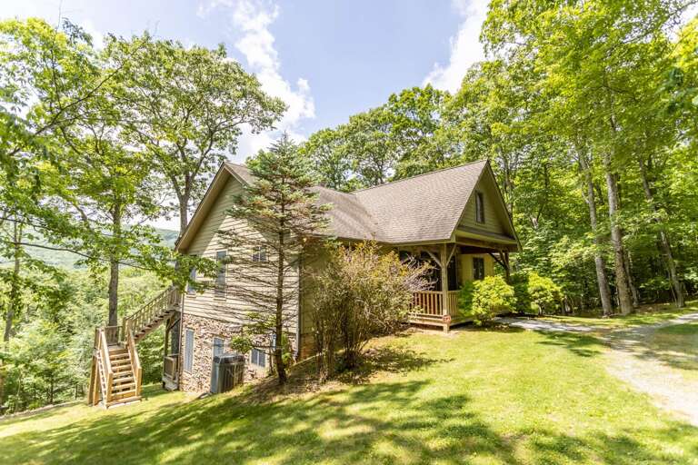 Spacious Sloping Yard