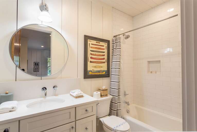 Ensuite Bathroom in Bunk Room Ensuite Bathroom in Bunk Room