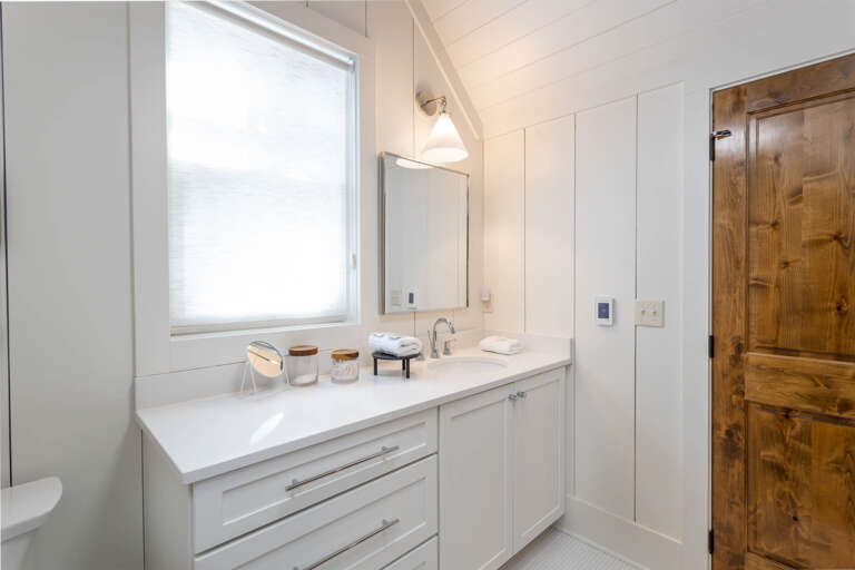 Private Bathroom in King Suite Private Bathroom in King Suite