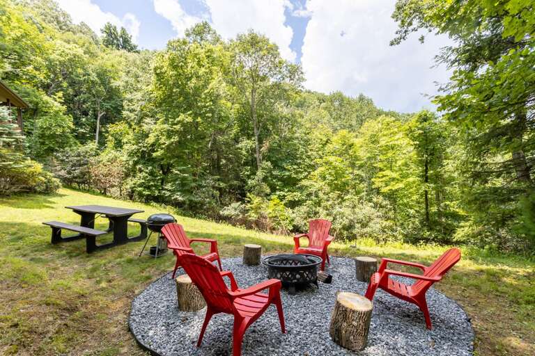 Picnic Area with Charcoal Grill and Fire Pit Picnic Area with Charcoal Grill and Fire Pit