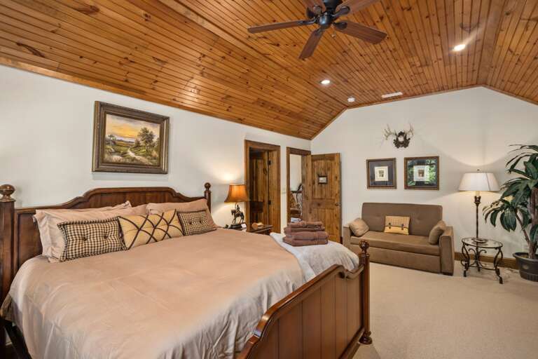 Chestnut Suite on the Upper Level