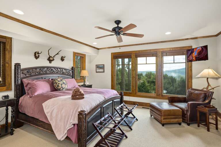 Frasier Bedroom on the Lower Level