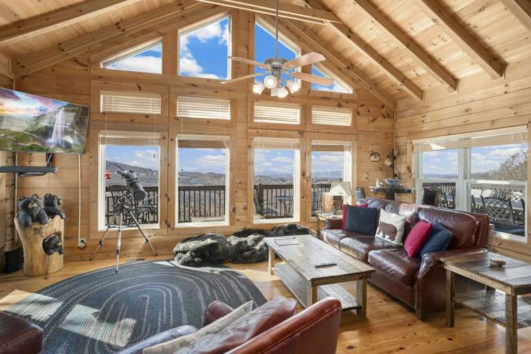 House of Views Mountain View 5 Bedroom Holiday Rental on Beech