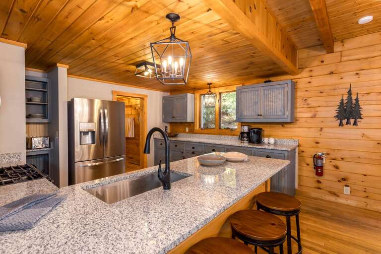 Stainless Appliances and Granite Countertops Stainless Appliances and Granite Countertops