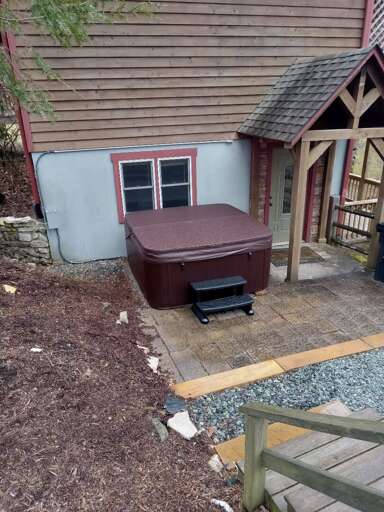 New Hot Tub Added! New Hot Tub Added!