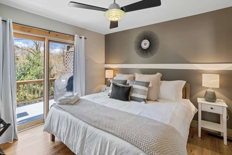 Main Floor Master Suite with Deck Access Main Floor Master Suite with Deck Access