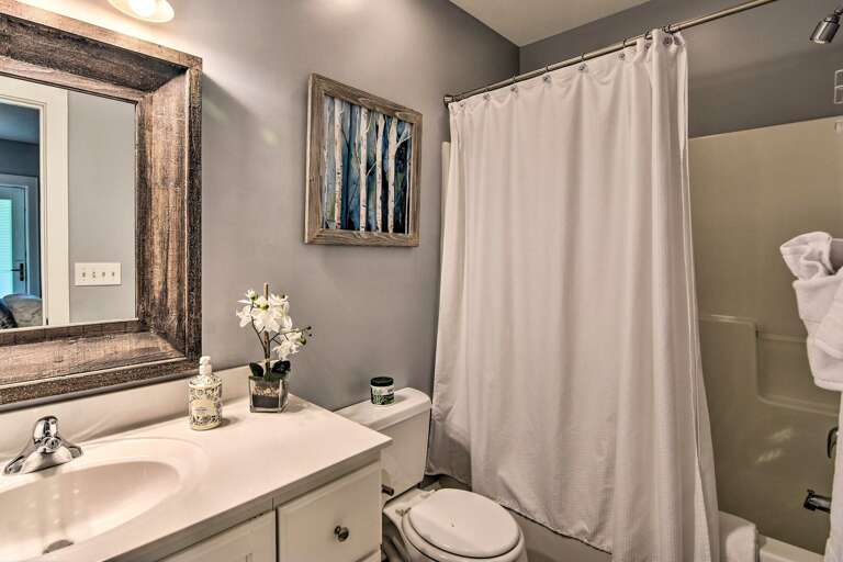 Lower Level Bathroom Lower Level Bathroom