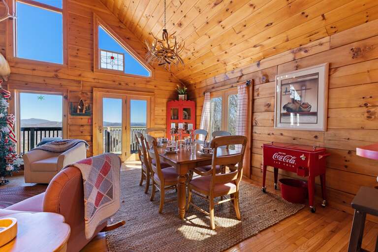 Beautiful Mountain Views from the Dining Table
