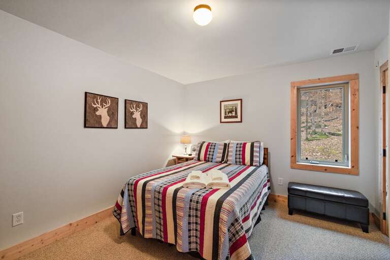 Main Floor Queen Bedroom