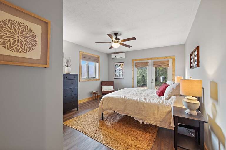 Lower Level Queen Bedroom