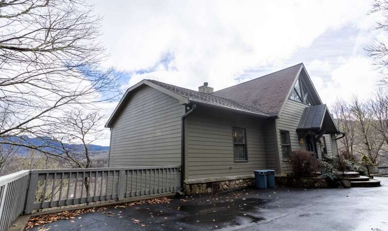 Spacious Paved Upper Level Parking and Front Entrance