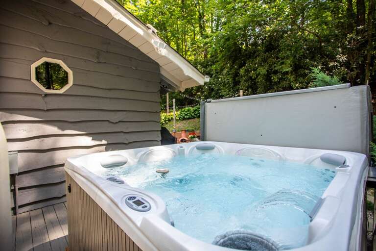 Hot Tub Hot Tub