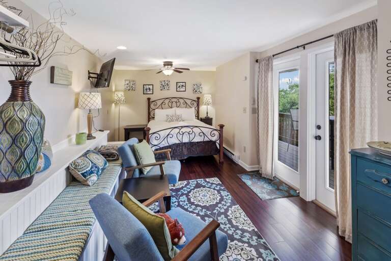 Entire Lowest Level is a Master Bedroom Entire Lowest Level is a Master Bedroom