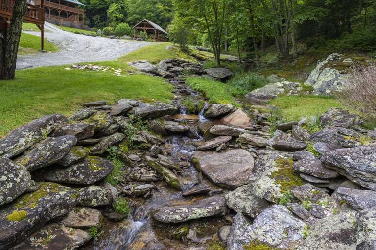 Beautiful Mountain Setting