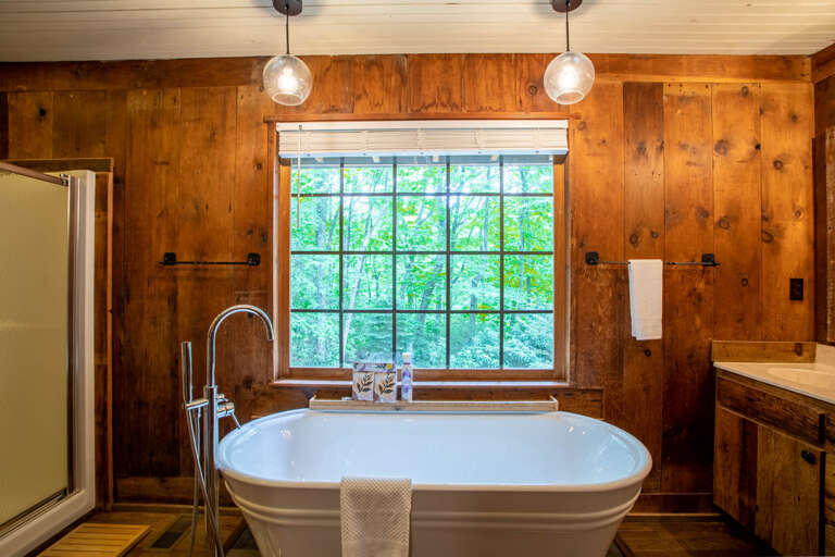 Soaking Tub in Master Ensuite