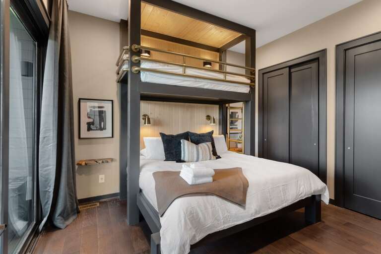 King Bed with Suspended Twin Bunk Above King Bed with Suspended Twin Bunk Above
