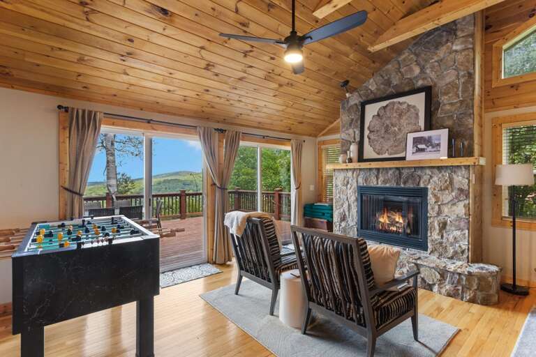 Comfortable Sitting Area by the Gas Fireplace