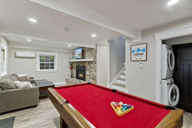 Pool Table and Smart TV in the Lower Level Game Room