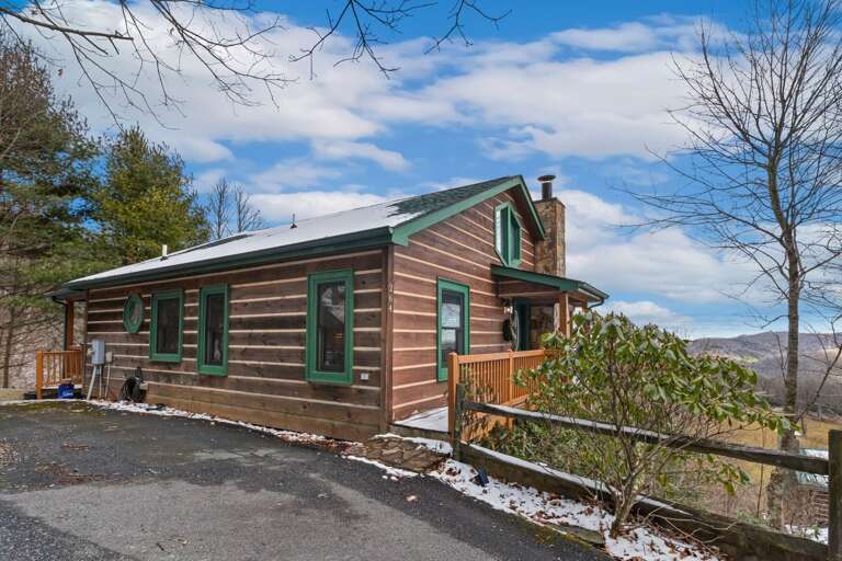 Front Entrance to Serenity!