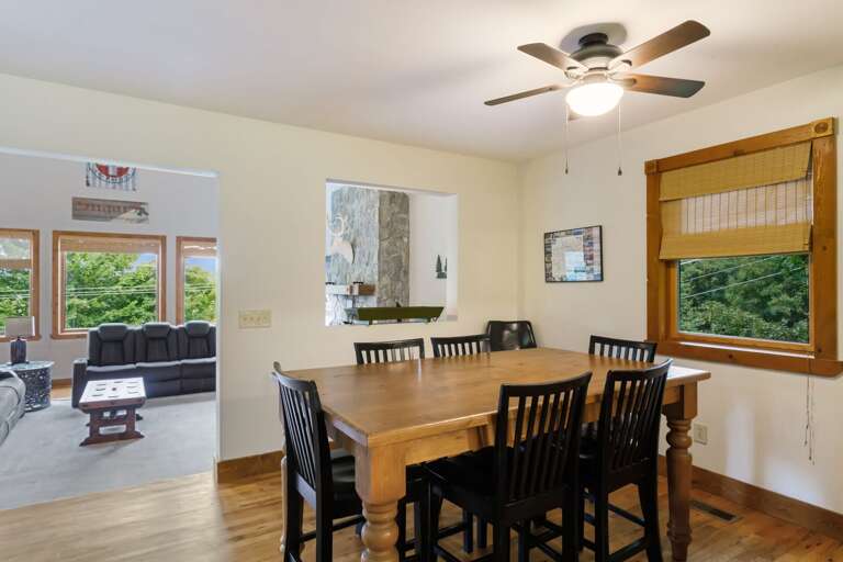 Dining Room With Seating for Six