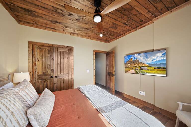 King Bedroom with TV