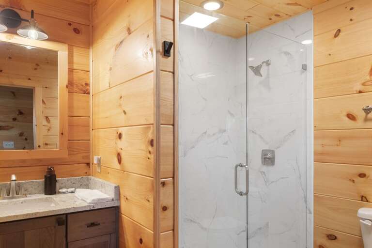 Main Level Full Bathroom Main Level Full Bathroom