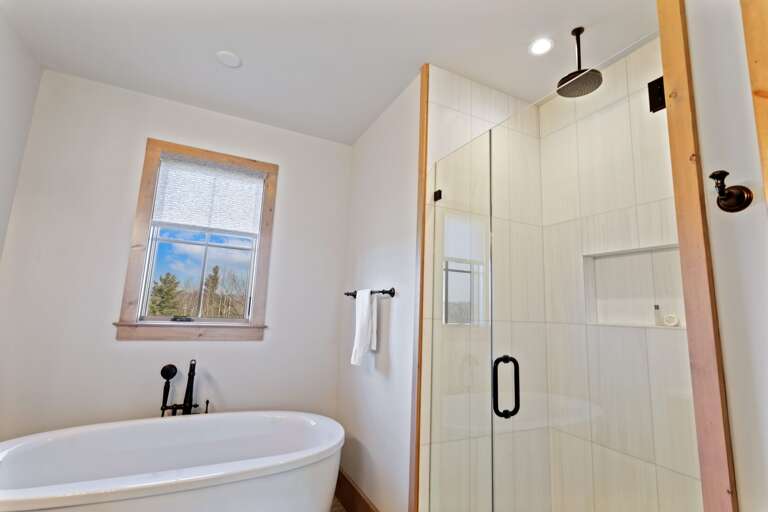 Master Ensuite Shower