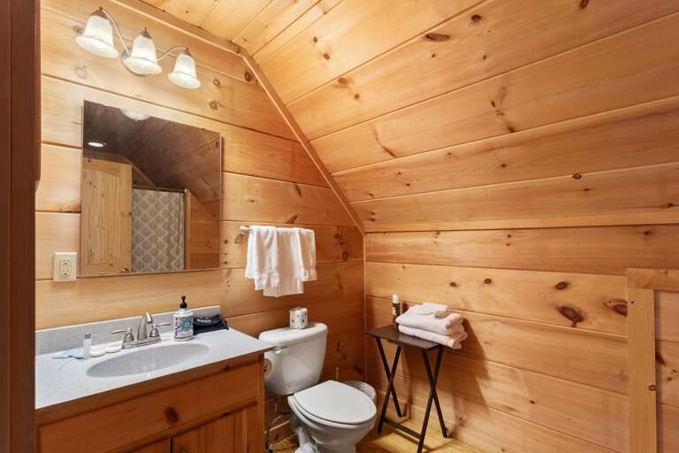 Upper Level Full Bathroom