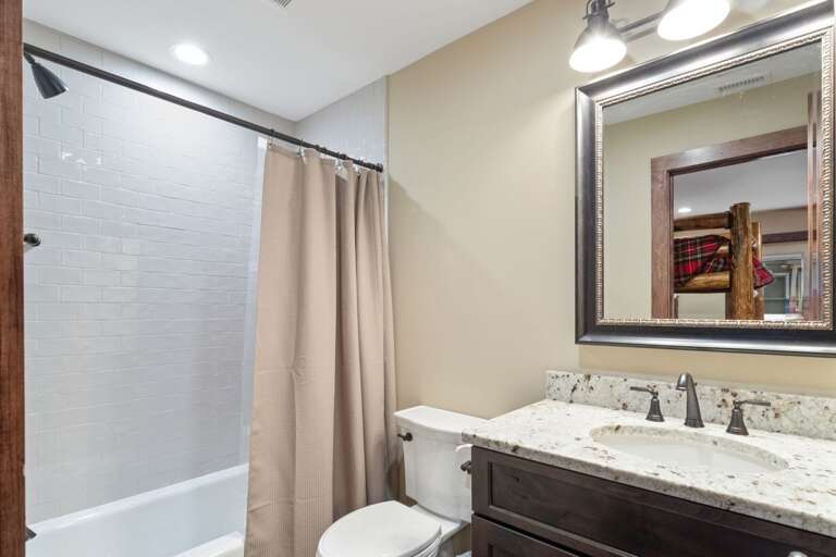 Ensuite Bathroom in the Red Bunk Room