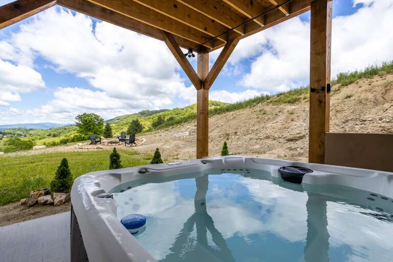 Hot Tub, Yard, and Fire Pit