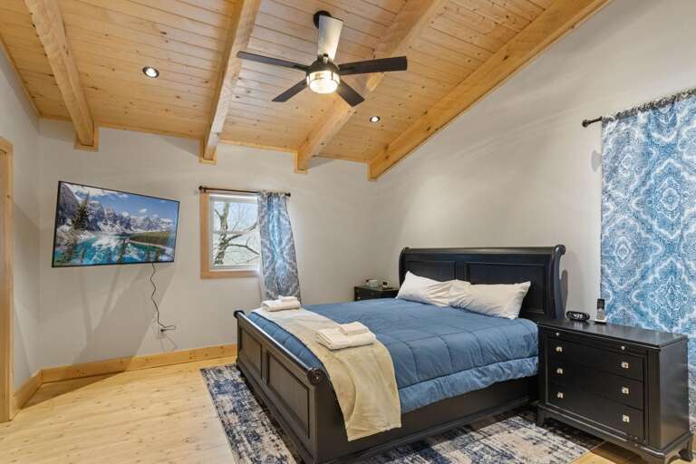 Top Floor Master Bedroom with King Bed and Smart TV