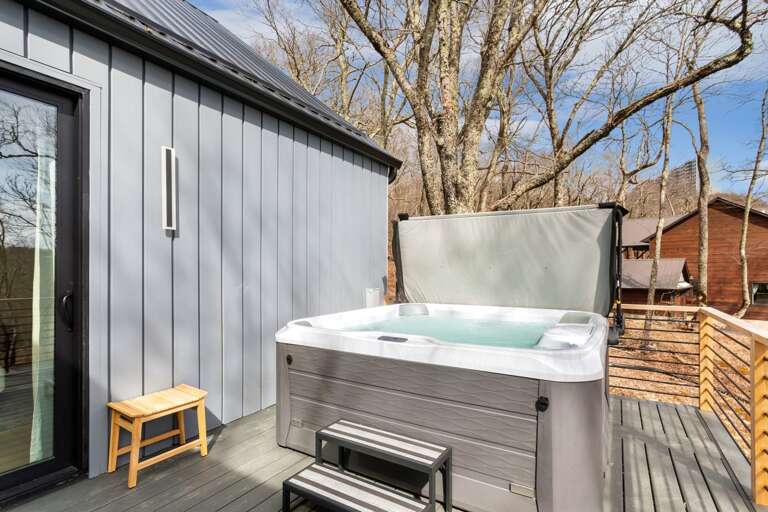 Fresh Mountain Air From the Deck and Hot Tub