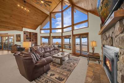 Welcome to Soaring Eagles View!