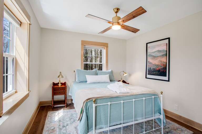 Lower Level Queen Bedroom